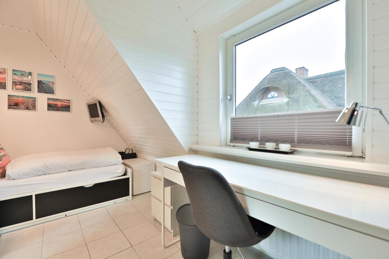 Appartement Auszeit Wenningstedt-Braderup ภายนอก รูปภาพ